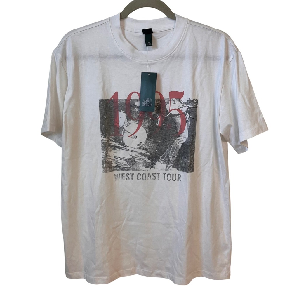 NWT Wild Fable Women's T Shirt XS White West Coast Tour Graphic Vintage‎ Style